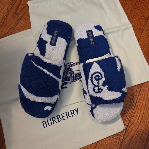 NEW Burberry Snug cotton-toweling slippers Size EUR 42.5 US 8.5 - Picture 1 of 8